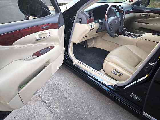 Lexus LS460L 2008 