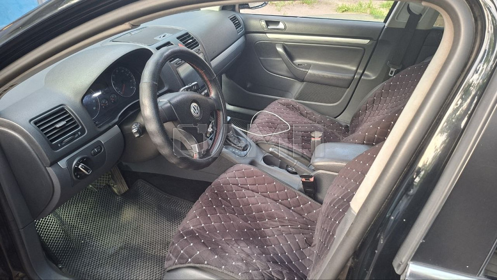 Volkswagen Jetta 2009  - изображение 1