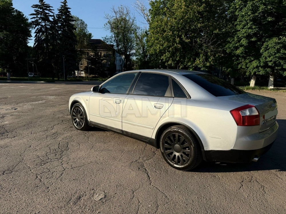 Audi A4 2001 Харцызск - изображение 8