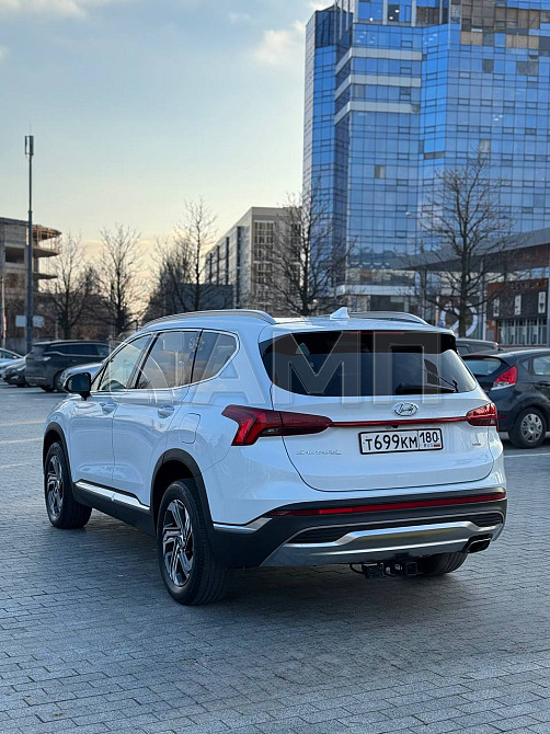 Hyundai Santa Fe 2022  - изображение 9