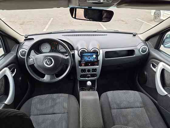 Renault Logan 2013 