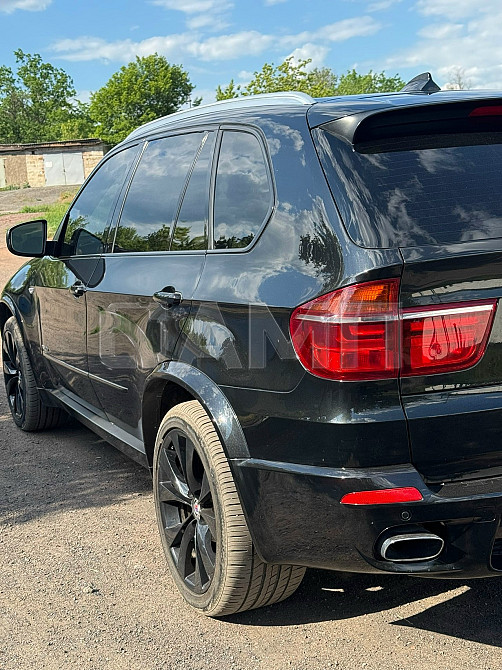BMW X5 2012  - изображение 6