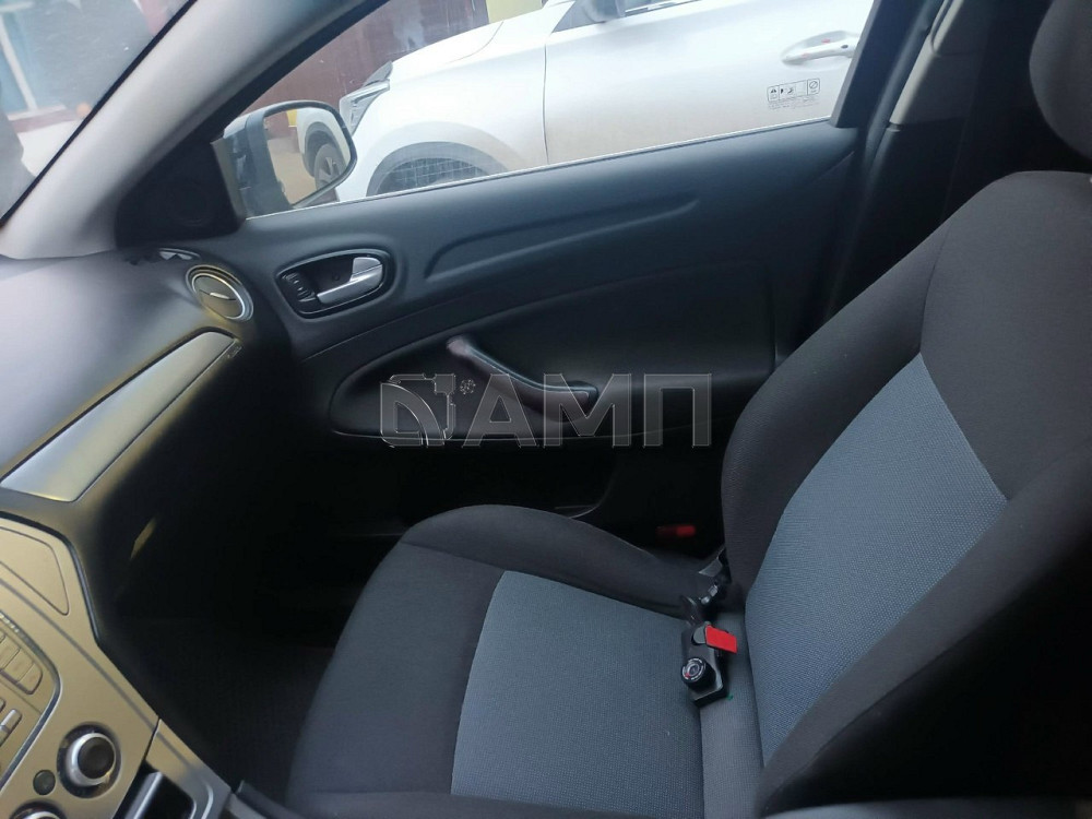 Ford Mondeo 2010  - изображение 2