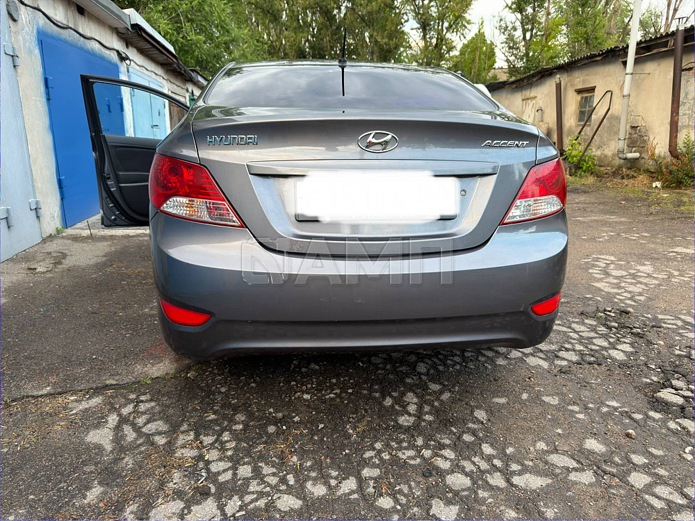 Hyundai Accent 2012  - изображение 7