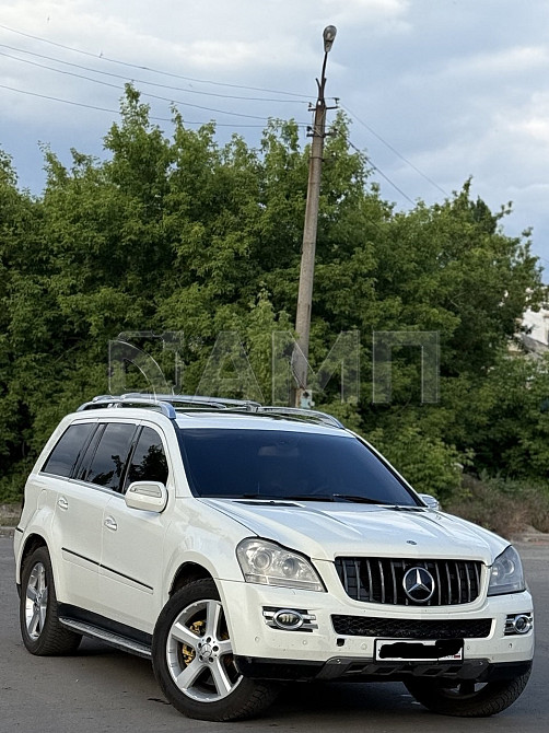 Mercedes-Benz GL-класс 2009  - изображение 9