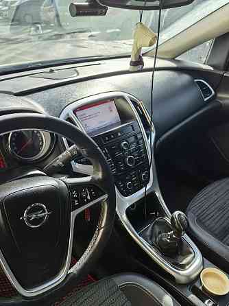 Opel Astra 2014 