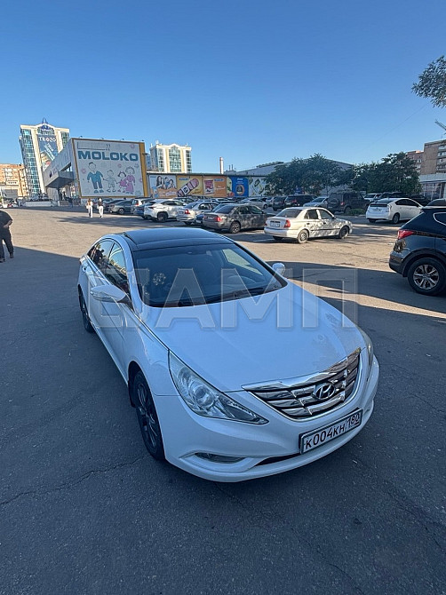 Hyundai Sonata 2011  - изображение 7