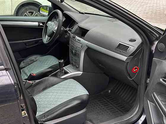 Opel Astra H 2011 