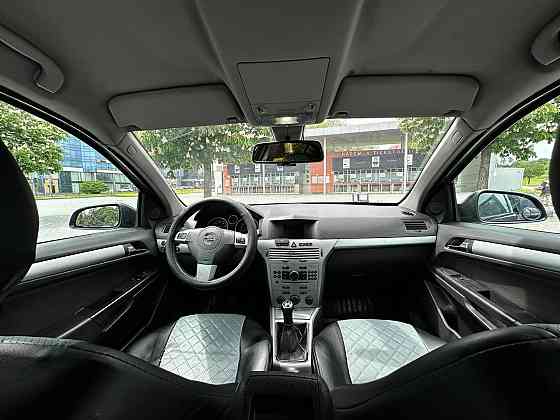 Opel Astra H 2011 