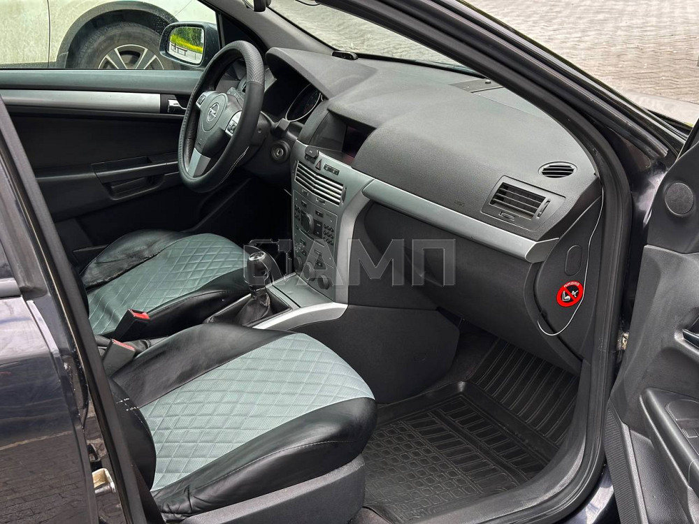 Opel Astra H 2011  - изображение 6