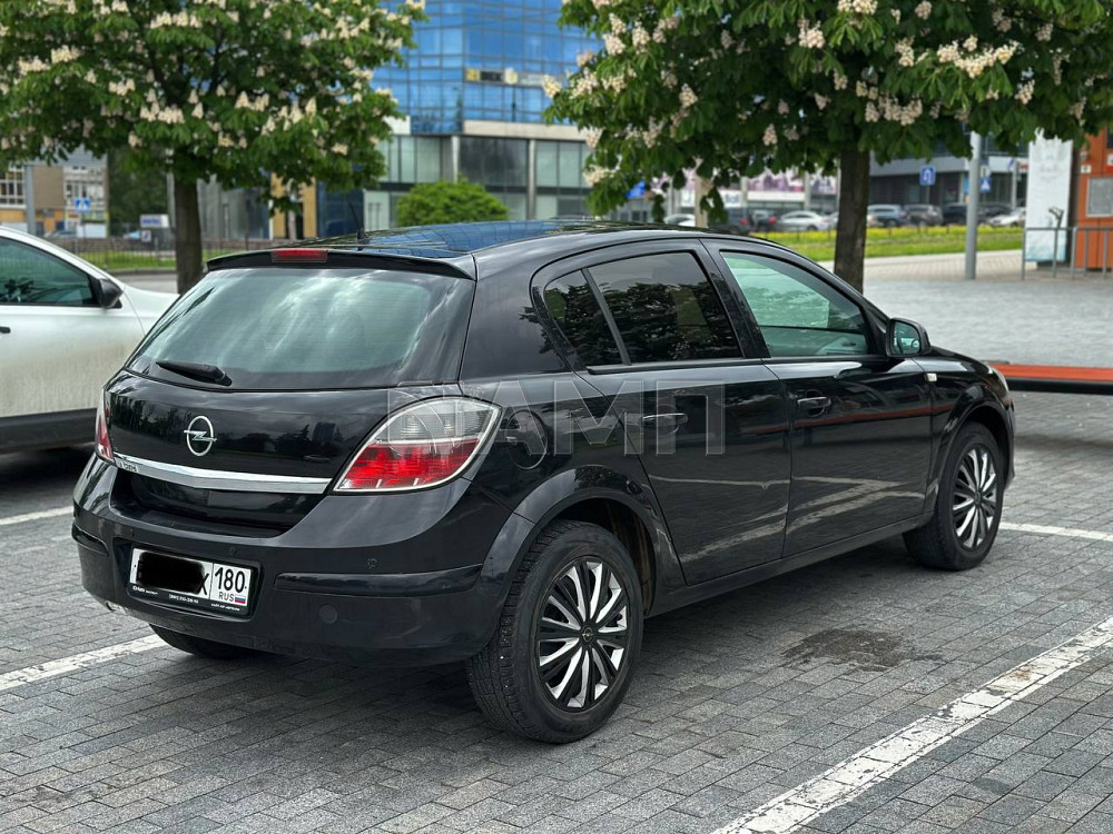 Opel Astra H 2011  - изображение 9