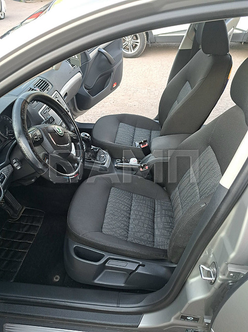 Skoda Octavia 2011  - изображение 1