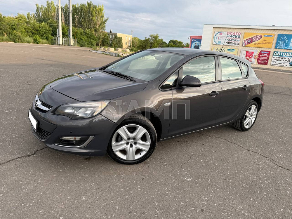 Opel Astra J 2013  - изображение 9