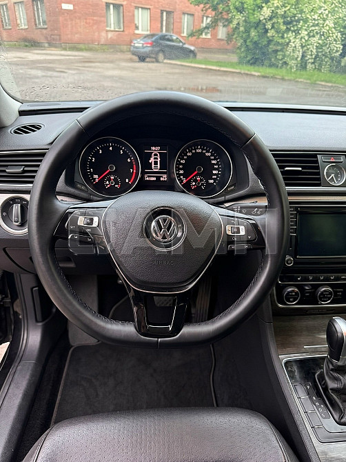 Volkswagen Passat 2016  - изображение 2