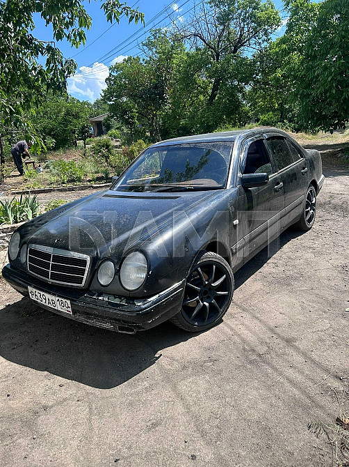 Mercedes E200 1998  - изображение 1