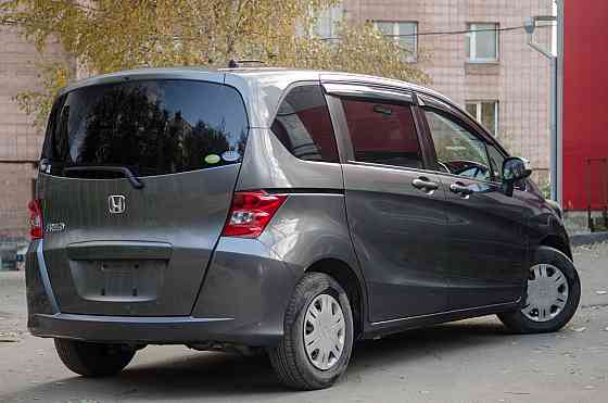 Продам Honda Freed Новосибирск