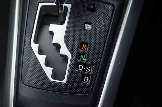 Продам Toyota Corolla Fielder Новосибирск