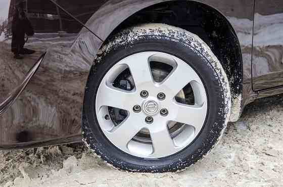 Продам Nissan Serena Новосибирск