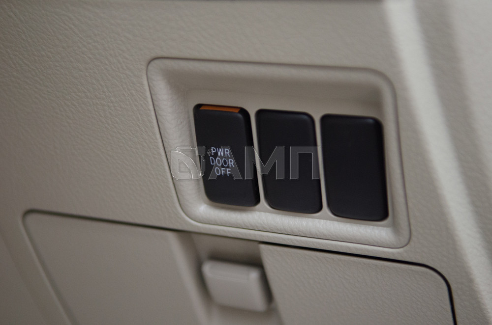 Продам Toyota Isis Новосибирск - изображение 5