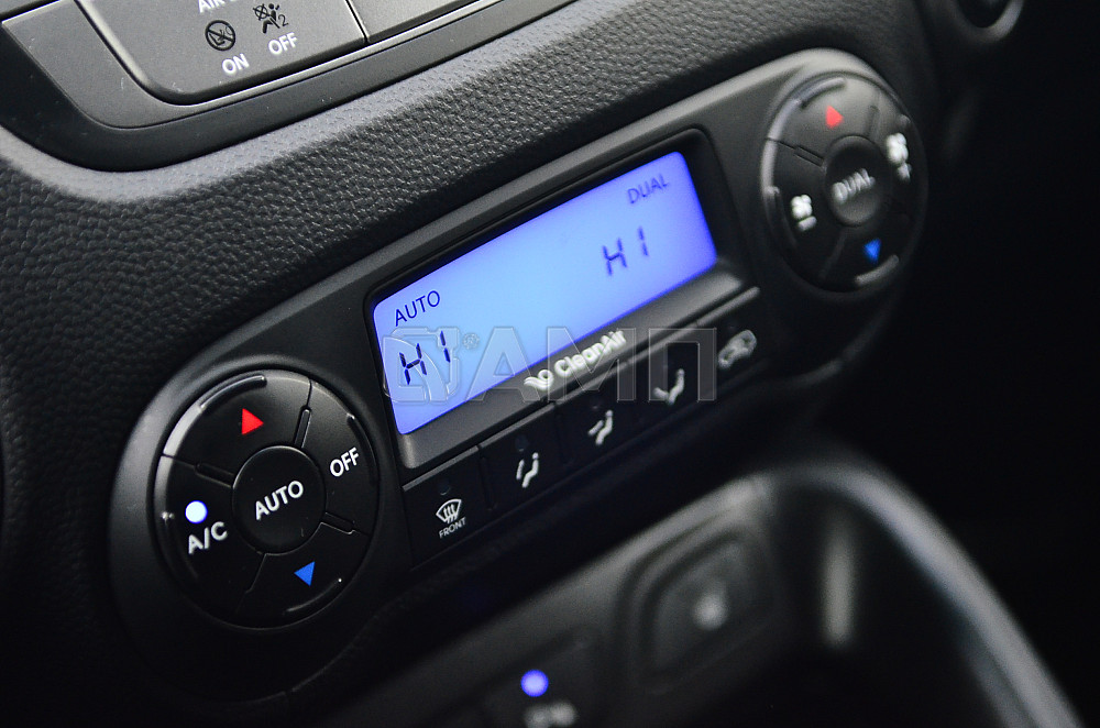 Продам Hyundai ix35 Новосибирск - изображение 9