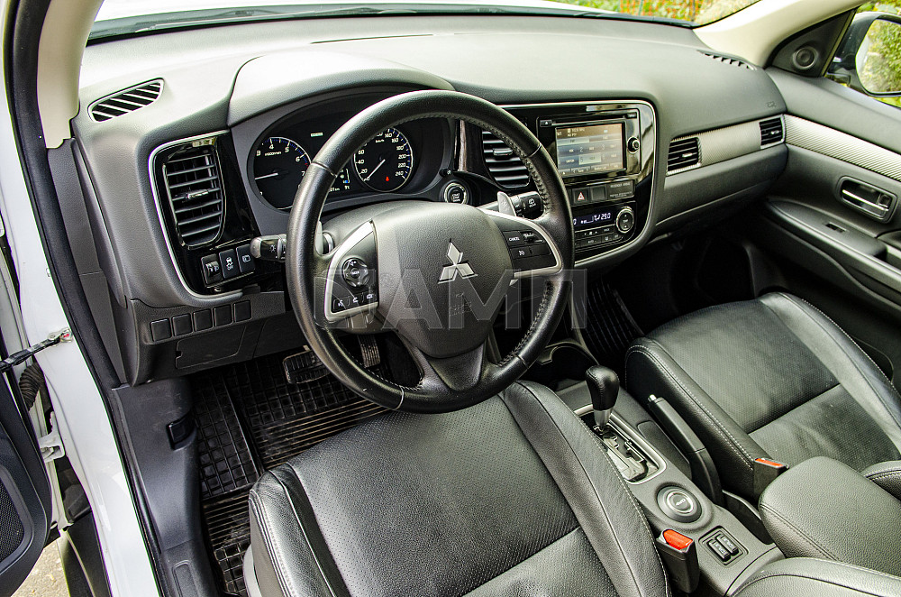 Продам Mitsubishi Outlander Новосибирск - изображение 4