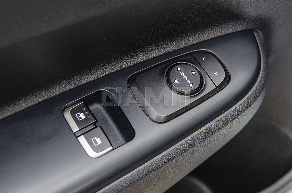 Продам Kia Rio Новосибирск - изображение 8