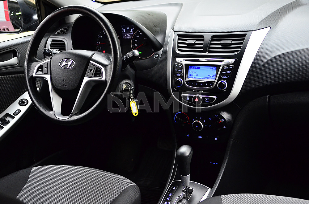 Продам Hyundai Solaris Новосибирск - изображение 3