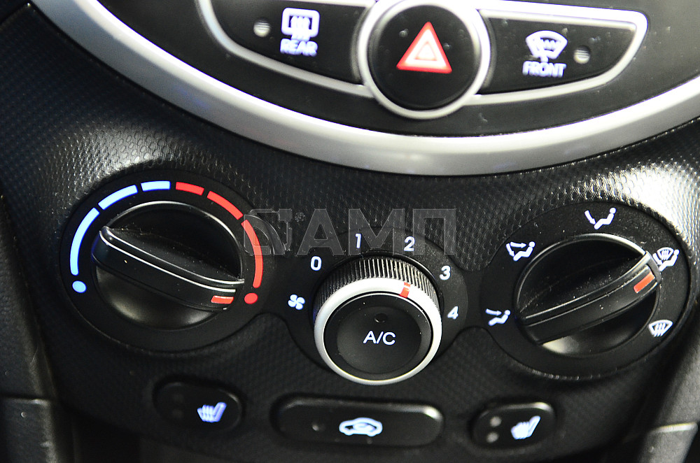 Продам Hyundai Solaris Новосибирск - изображение 4