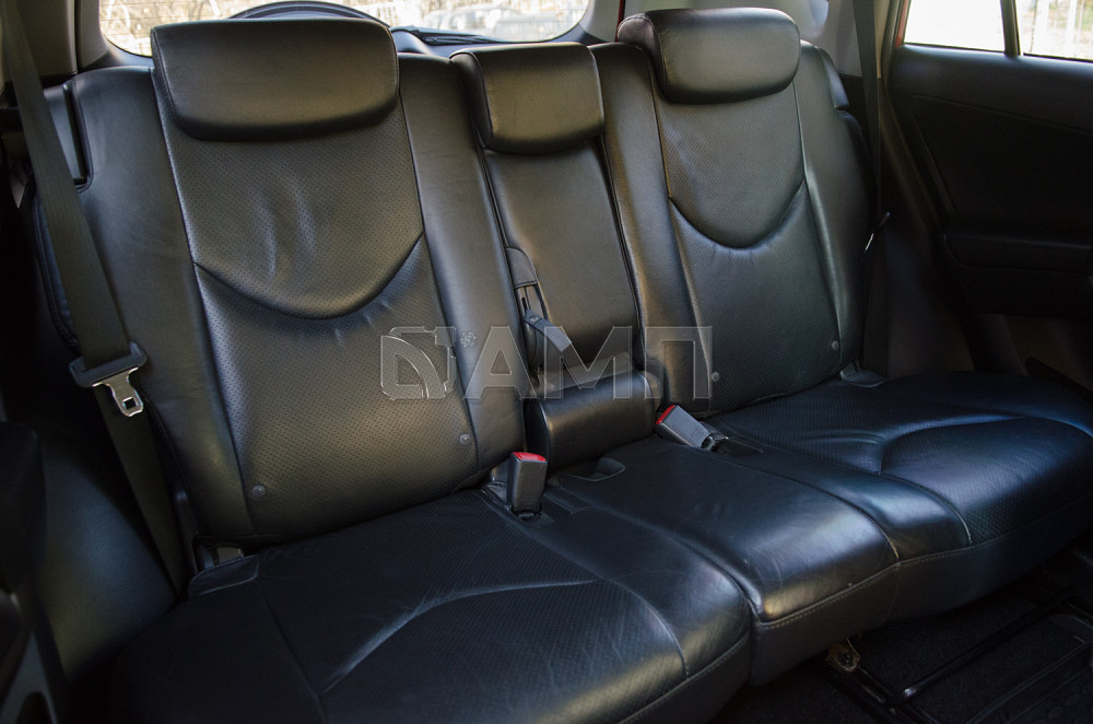 Продам Toyota RAV4 Новосибирск - изображение 4