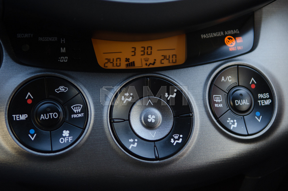 Продам Toyota RAV4 Новосибирск - изображение 6