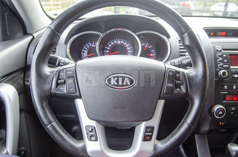 Продам Kia Sorento Новосибирск - изображение 3