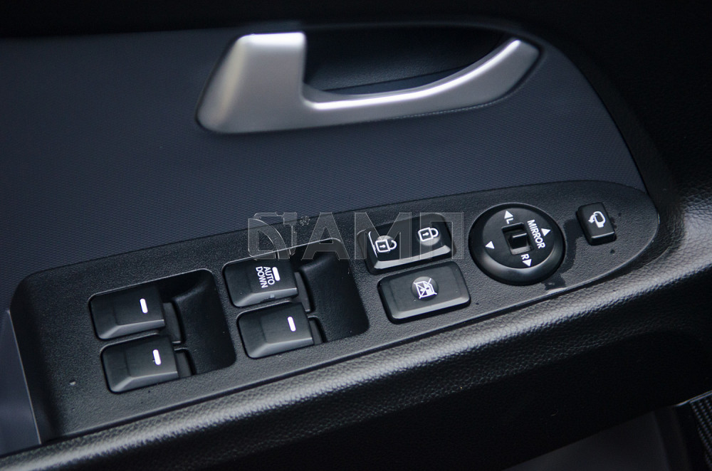 Продам Kia Sportage Новосибирск - изображение 10