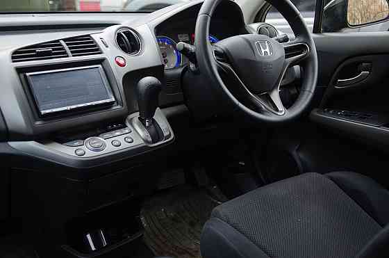 Продам Honda Stream Новосибирск