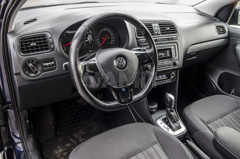 Продам Volkswagen Polo Новосибирск - изображение 2