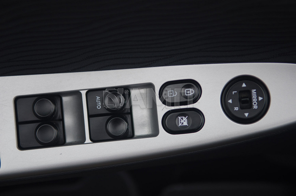 Продам Hyundai Solaris Новосибирск - изображение 7