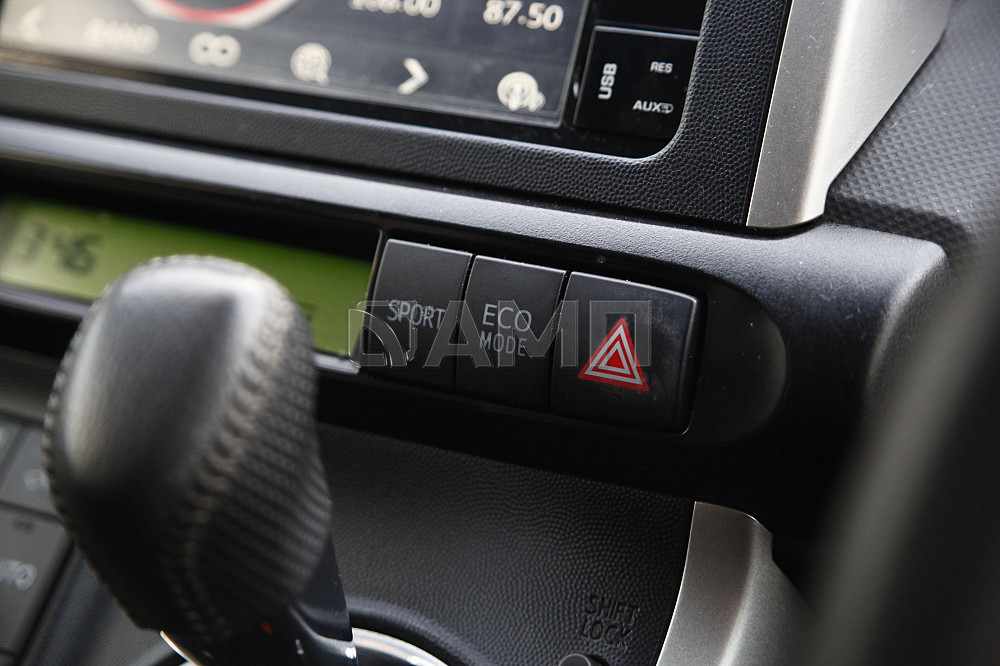 Продам Toyota Wish Новосибирск - изображение 5