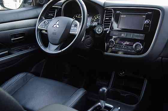 Продам Mitsubishi Outlander Новосибирск