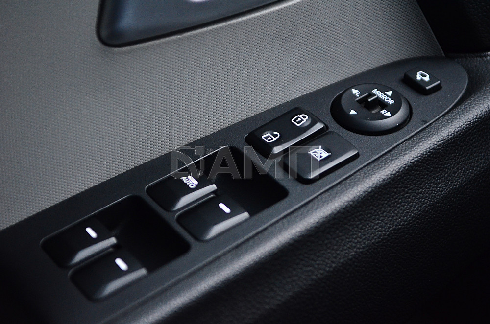 Продам Kia Sportage Новосибирск - изображение 7