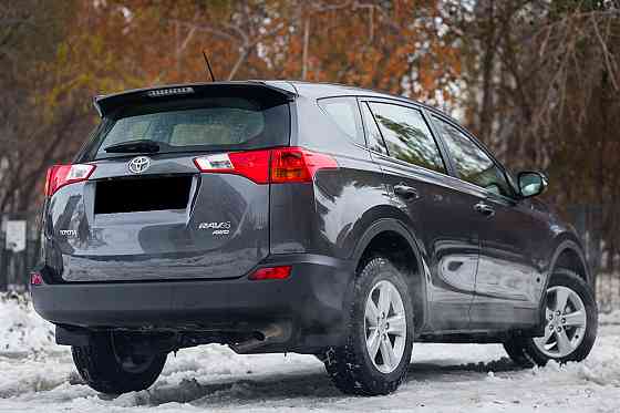 Продам Toyota RAV4 Новосибирск