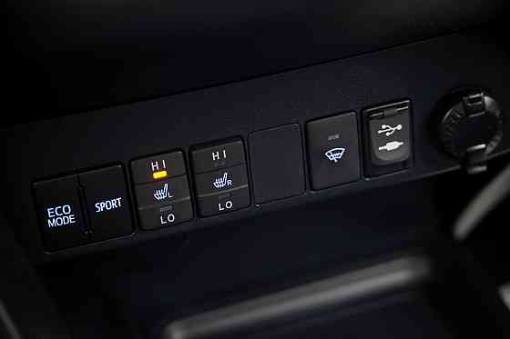 Продам Toyota RAV4 Новосибирск