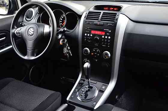 Продам Suzuki Grand Vitara Новосибирск