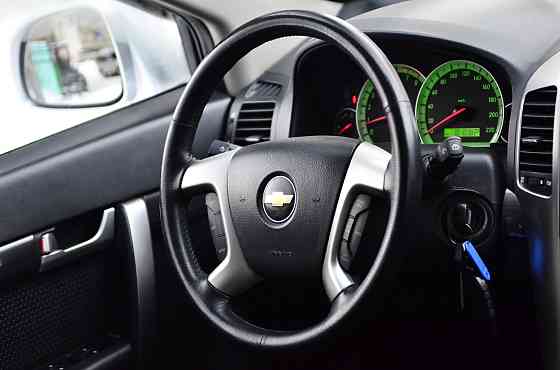 Продам Chevrolet Captiva Новосибирск