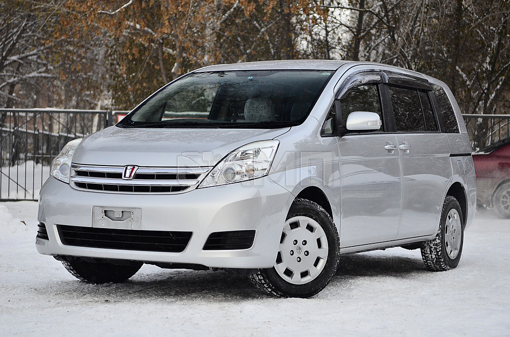 Продам Toyota Isis Новосибирск - изображение 1