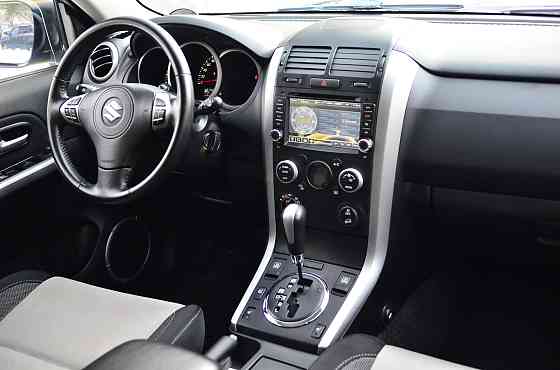 Продам Suzuki Grand Vitara Новосибирск