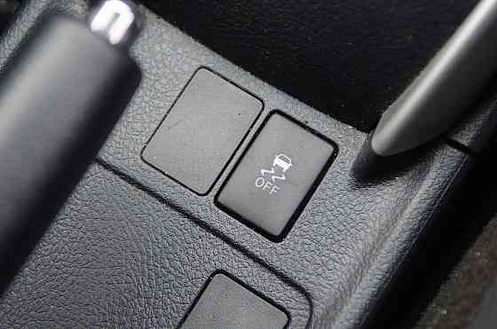 Продам Toyota Corolla Fielder Новосибирск