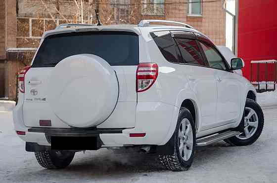 Продам Toyota RAV4 Новосибирск