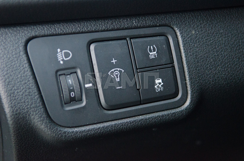 Продам Hyundai Solaris Новосибирск - изображение 9