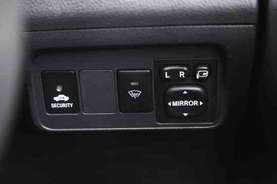 Продам Toyota Corolla Fielder Новосибирск