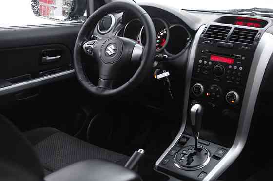 Продам Suzuki Grand Vitara Новосибирск