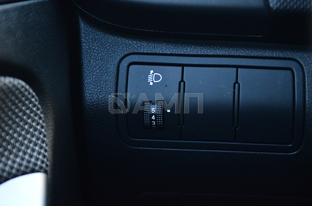 Продам Hyundai Solaris Новосибирск - изображение 5